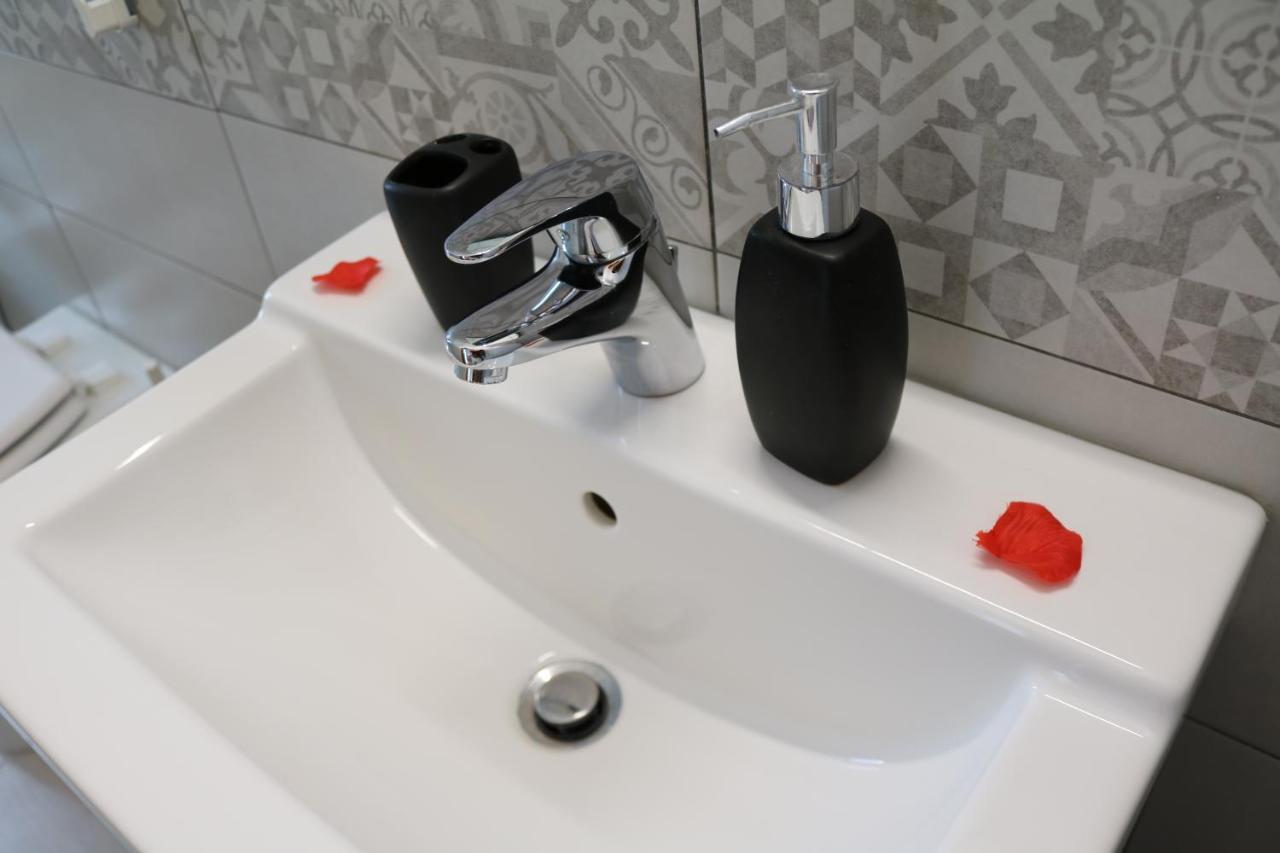 B&B Irnum Salerno Ngoại thất bức ảnh