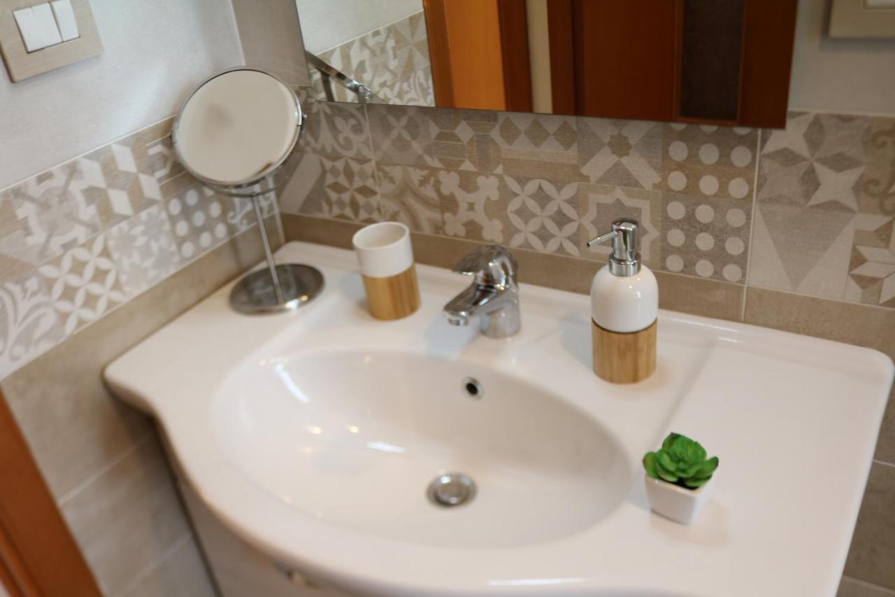 B&B Irnum Salerno Ngoại thất bức ảnh